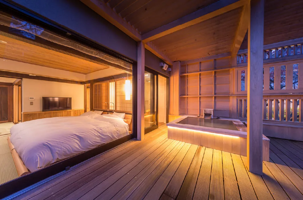Waremokō suite