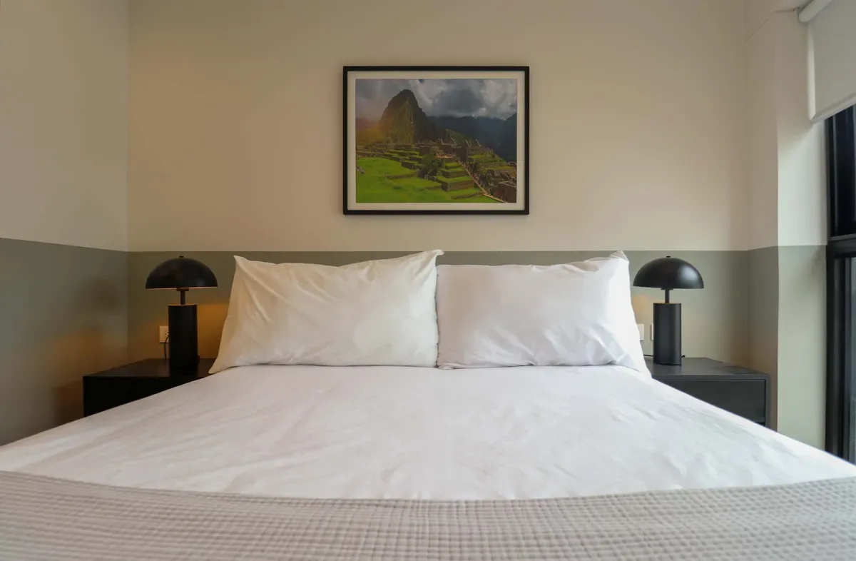 Lovely 2BR w/ Balcony  in Miraflores