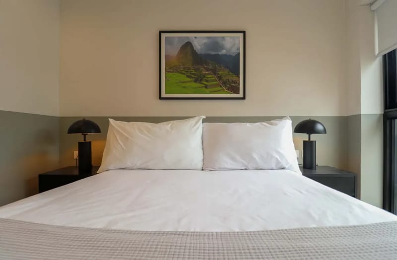 Lovely 2BR w/ Balcony  in Miraflores