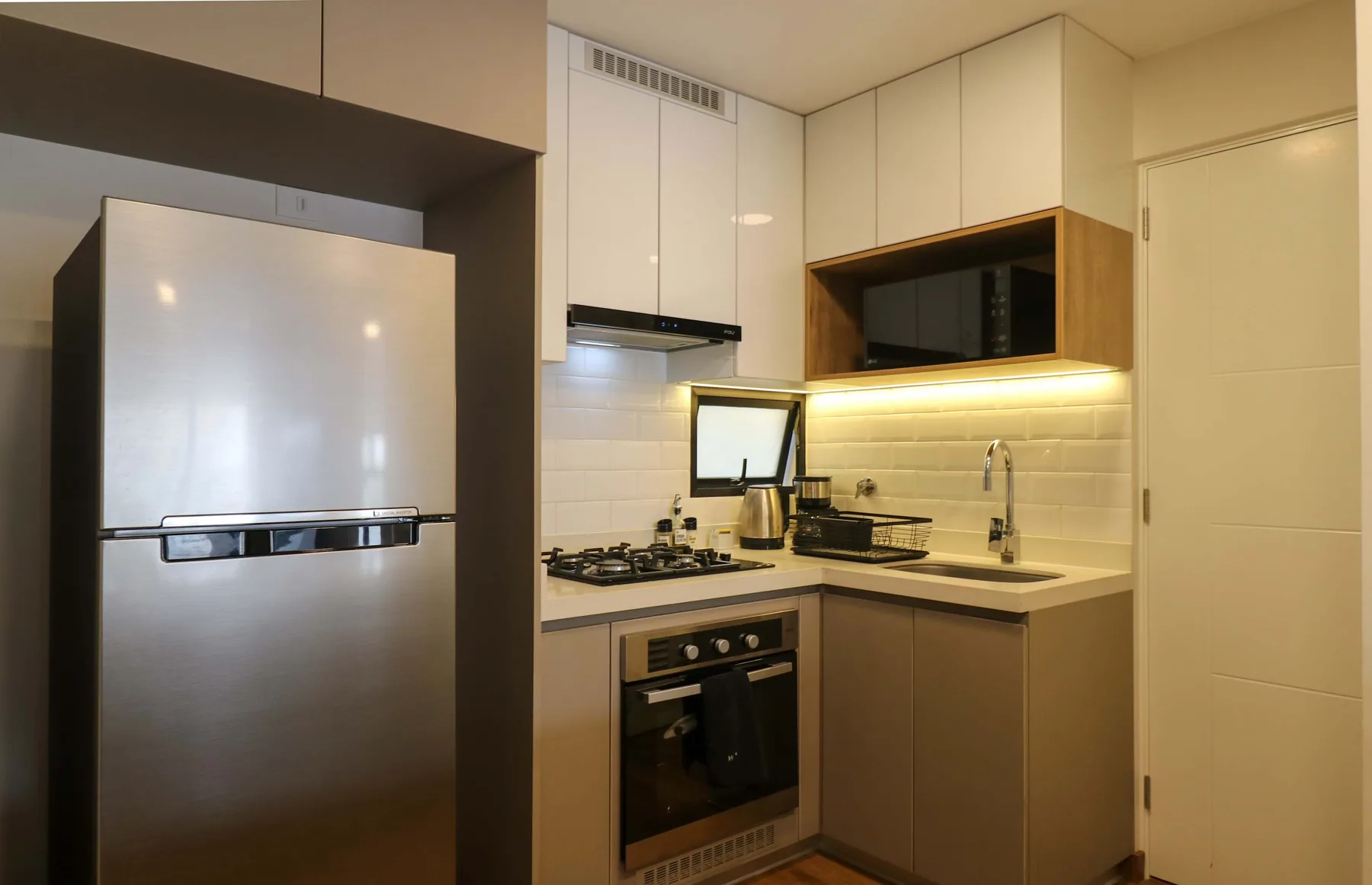 Lovely 2BR w/ Balcony  in Miraflores