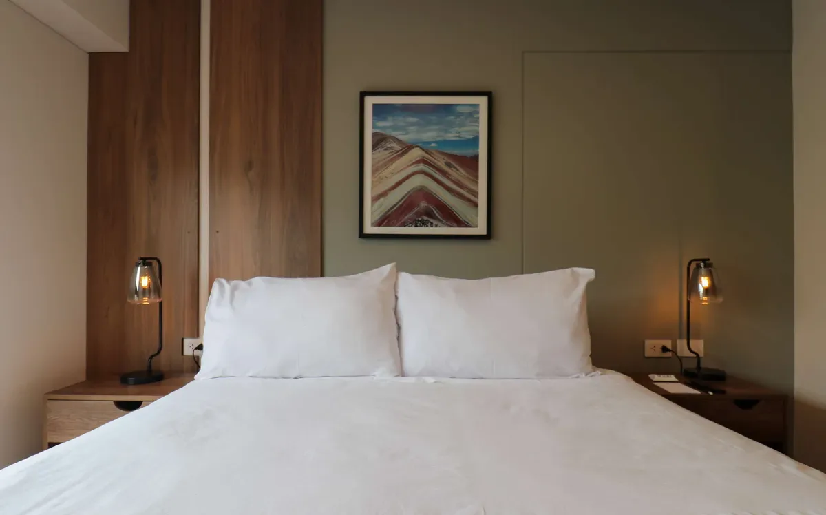 Lovely 2BR w/ Balcony  in Miraflores