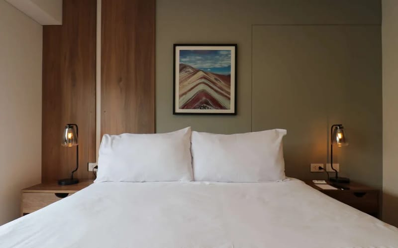 Lovely 2BR w/ Balcony  in Miraflores