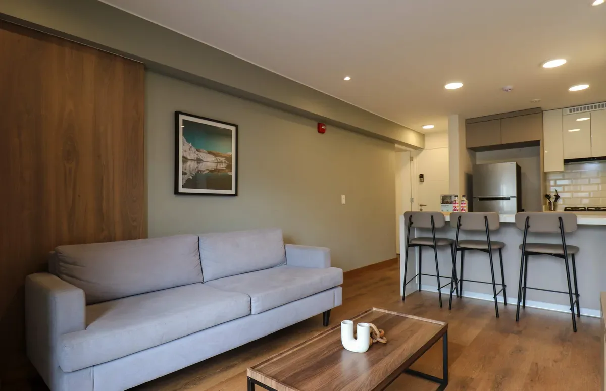 Lovely 2BR w/ Balcony  in Miraflores