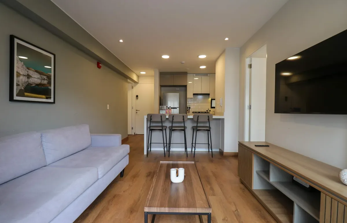 Lovely 2BR w/ Balcony  in Miraflores