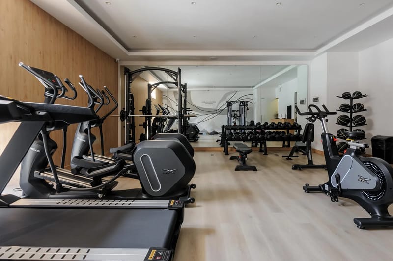 Deluxe Loft w/ Balcony in Tabacalera