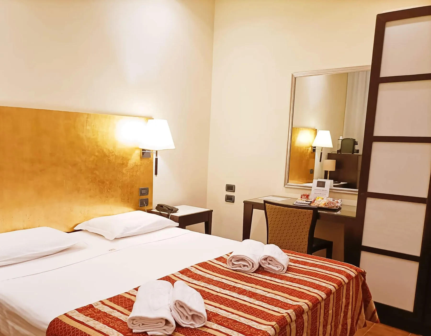 Hotel Fiorella 3 stelle, Milano (MI)