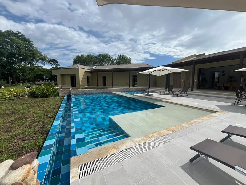Roomy 4BR Villa w/ Pool at Mesa de Yeguas