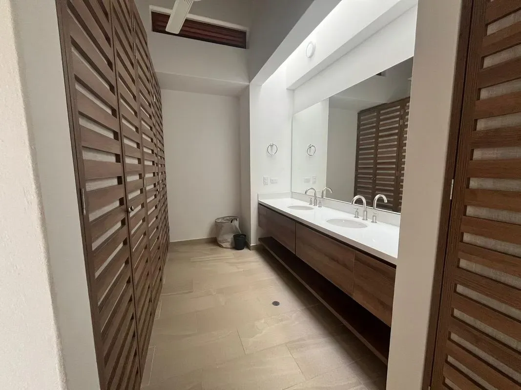 Roomy 4BR Villa w/ Pool at Mesa de Yeguas