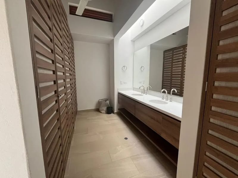 Roomy 4BR Villa w/ Pool at Mesa de Yeguas