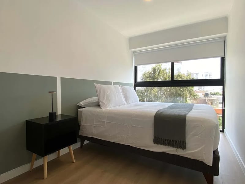 Deluxe 2BR w/ Balcony & View in Miraflores