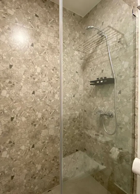 Deluxe 2BR w/ Balcony & View in Miraflores