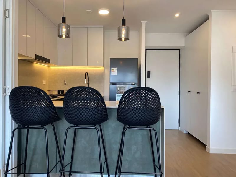 Deluxe 2BR w/ Balcony & View in Miraflores