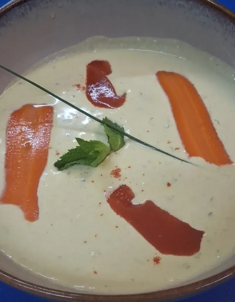 Restaurant dish