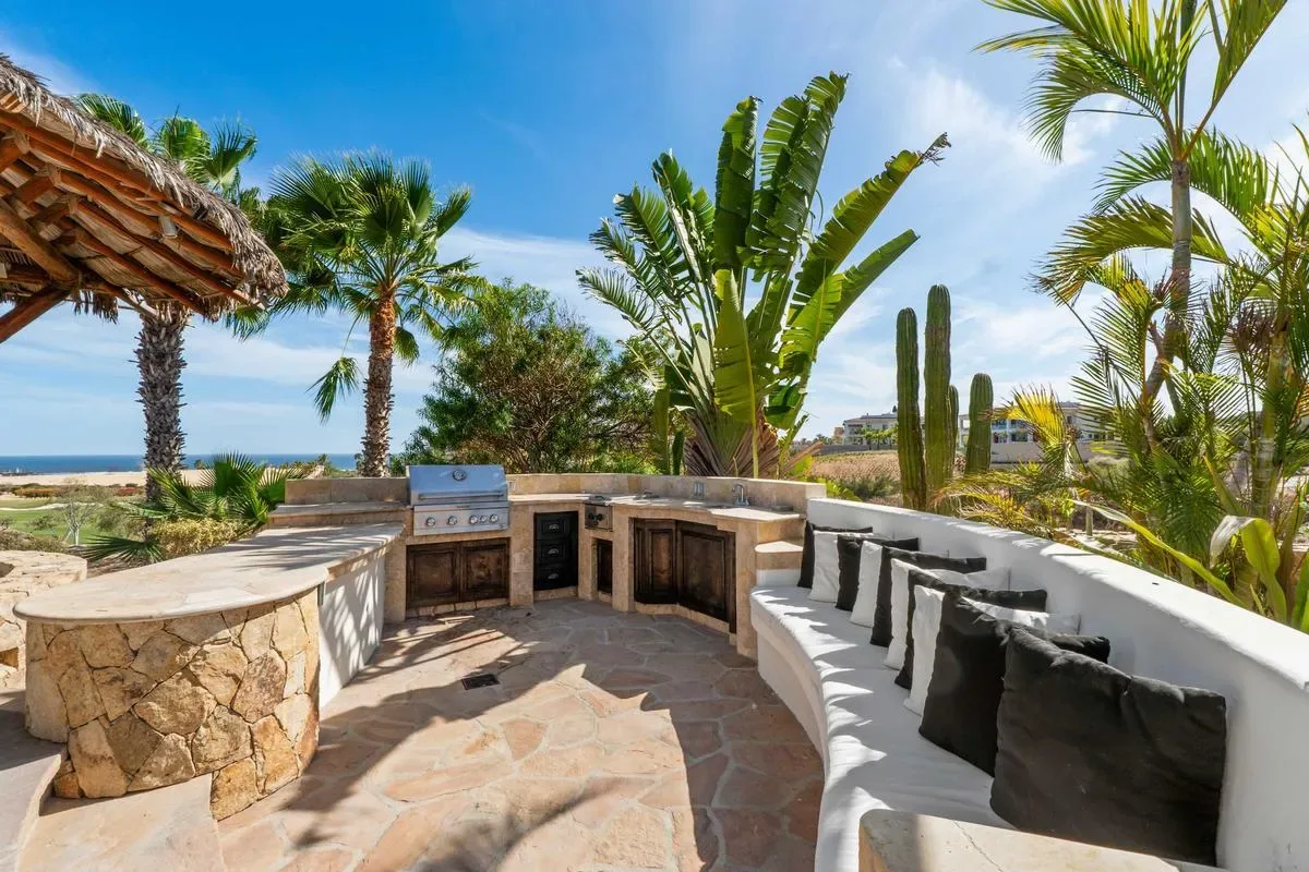 Sun-Kissed 6BR Villa w/ Great Terrace & Pool