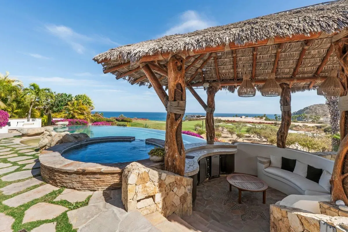 Sun-Kissed 6BR Villa w/ Great Terrace & Pool