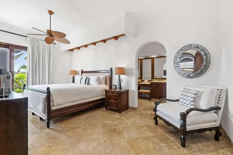 Sun-Kissed 6BR Villa w/ Great Terrace & Pool
