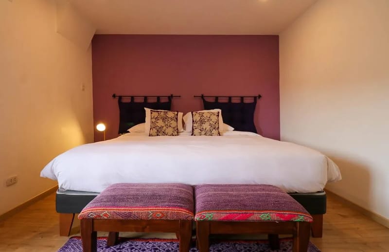 Warm 1BR in Plaza de Armas w/ Balcony
