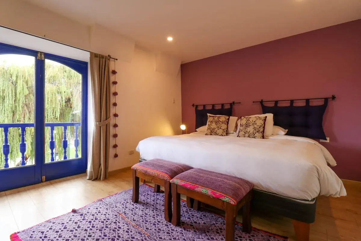Warm 1BR in Plaza de Armas w/ Balcony