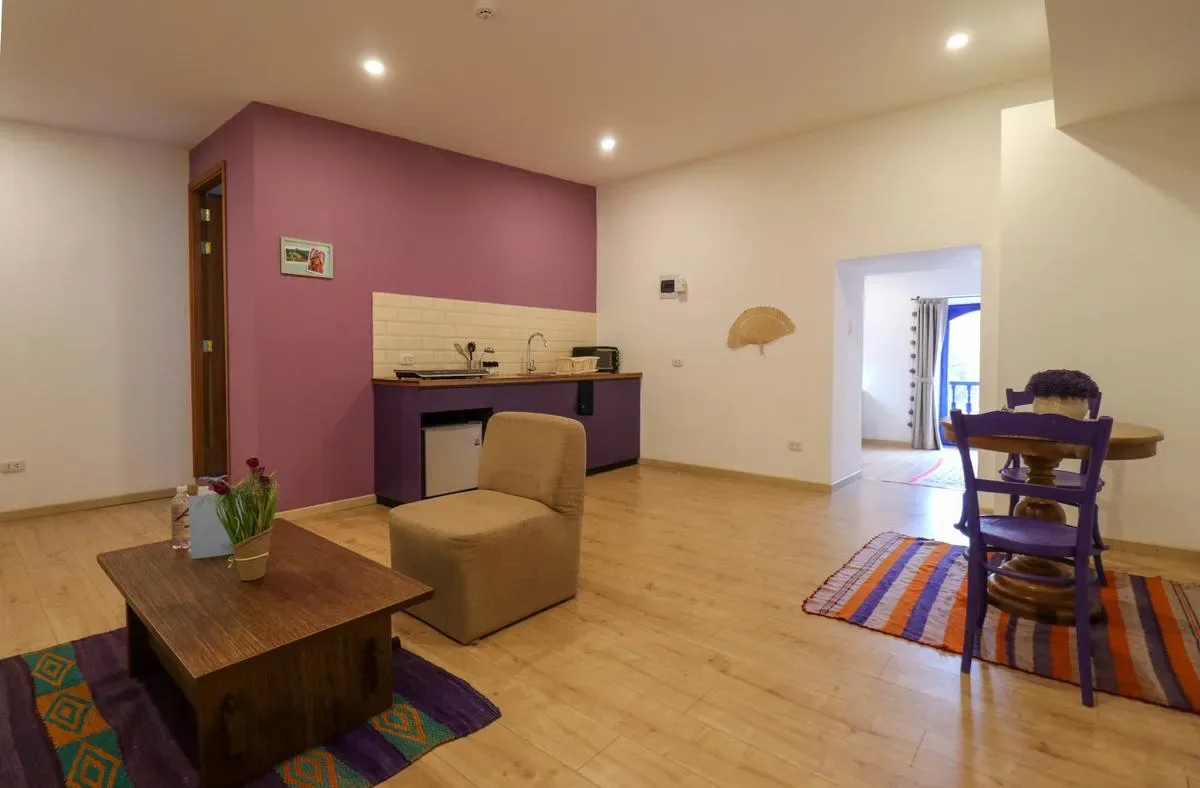 Warm 1BR in Plaza de Armas w/ Balcony