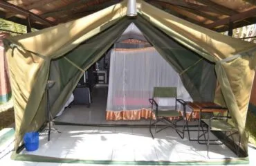 Double tent room