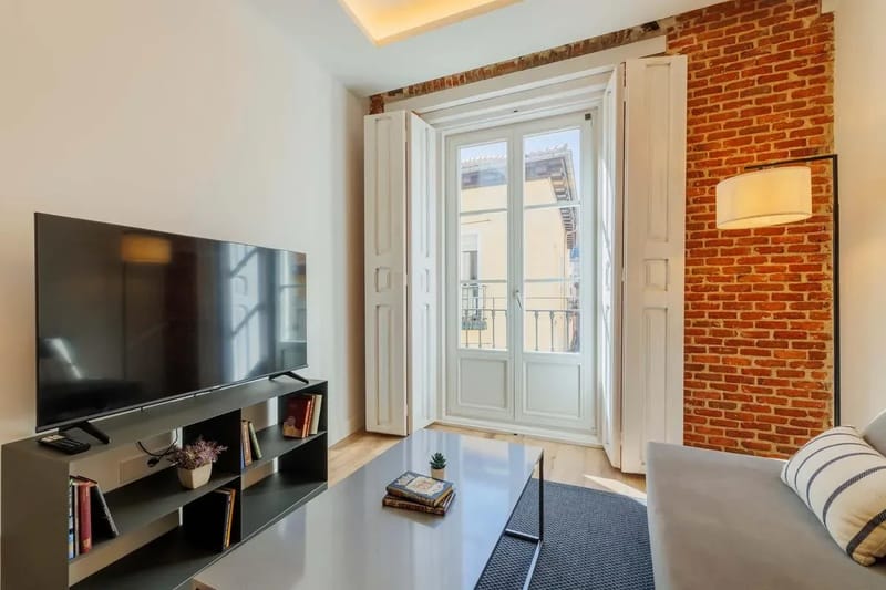 Lovely 2BR at Palacio Real