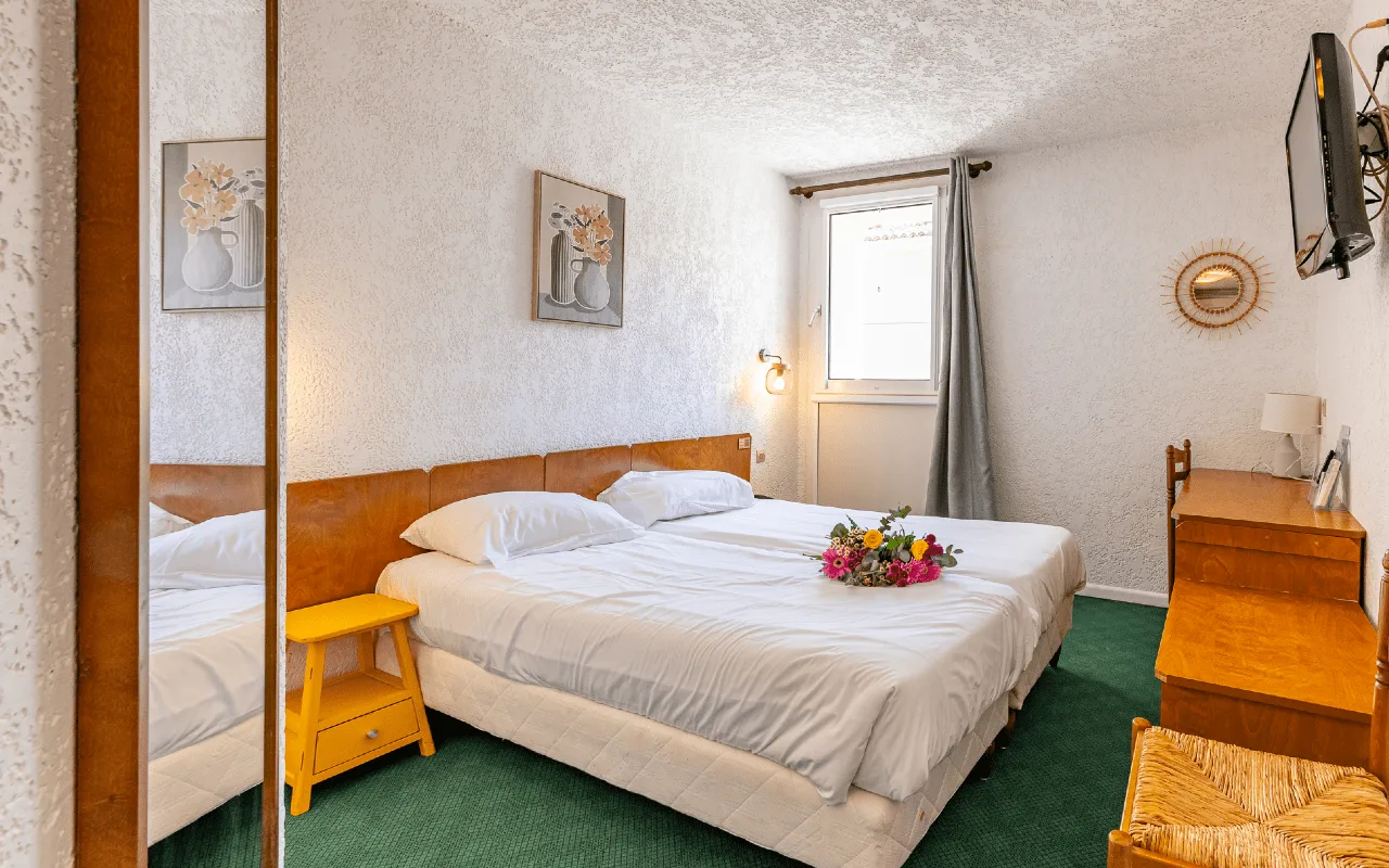 Habitación Héraclée con dos camas individuales