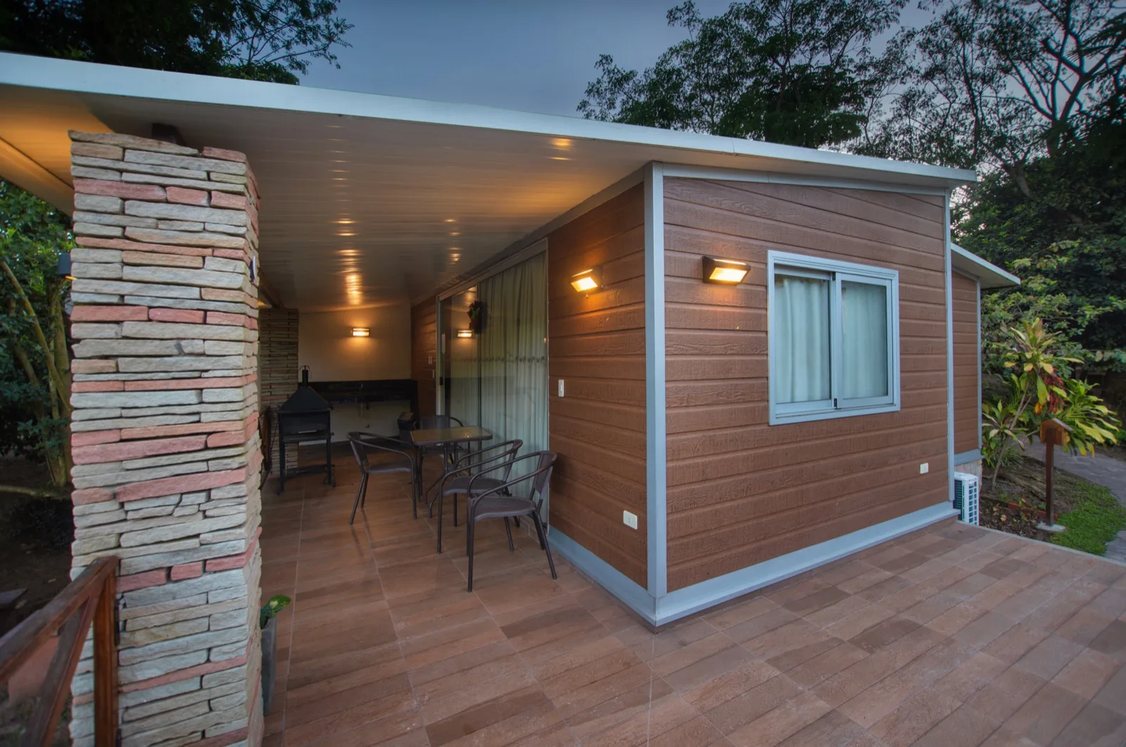 Double bungalow