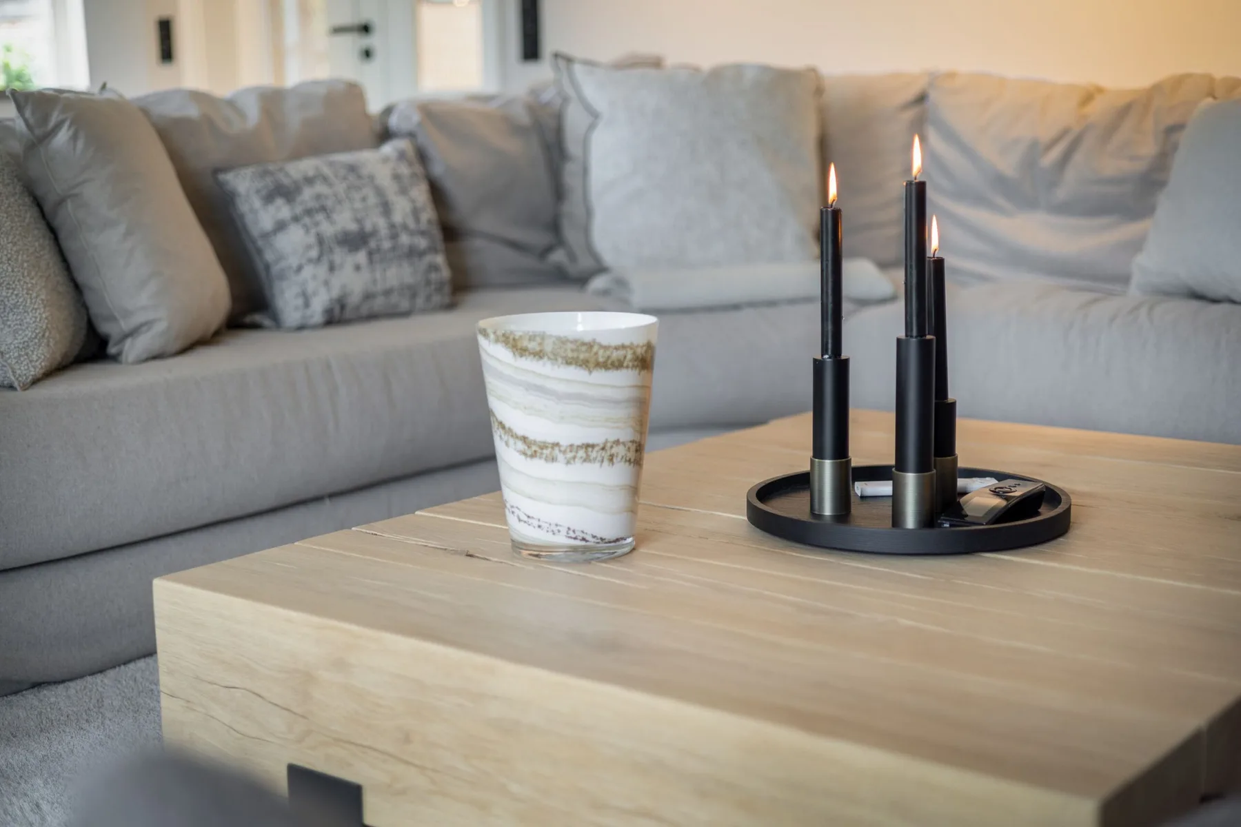 Hausteil mit 5 Räumen im EG, UG, OG ca. 200 m² Nutzfläche