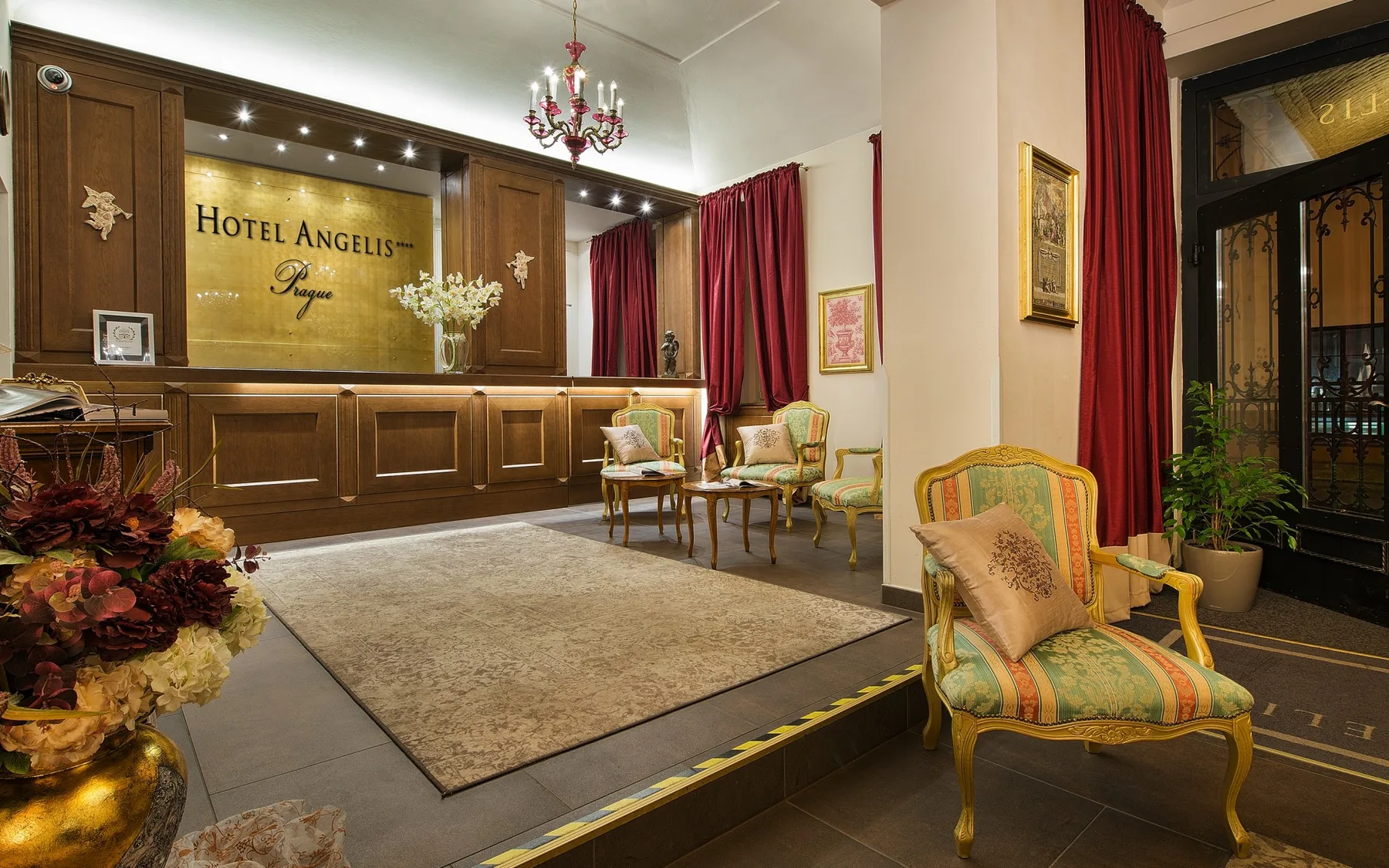 Exterior del Hotel Angelis