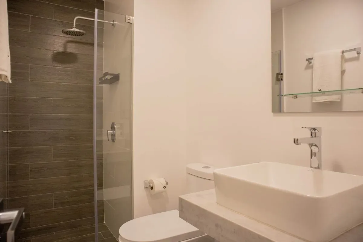 Comfortable 2BR w/ Private Balcony in San Isidro