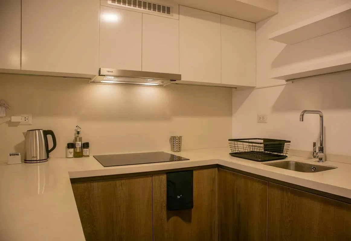 Comfortable 2BR w/ Private Balcony in San Isidro