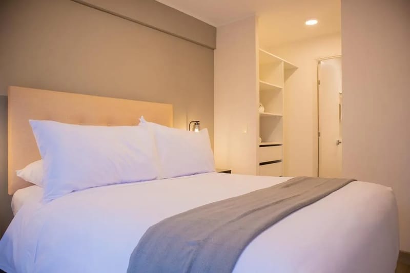 Comfortable 2BR w/ Private Balcony in San Isidro
