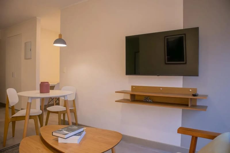 Comfortable 2BR w/ Private Balcony in San Isidro