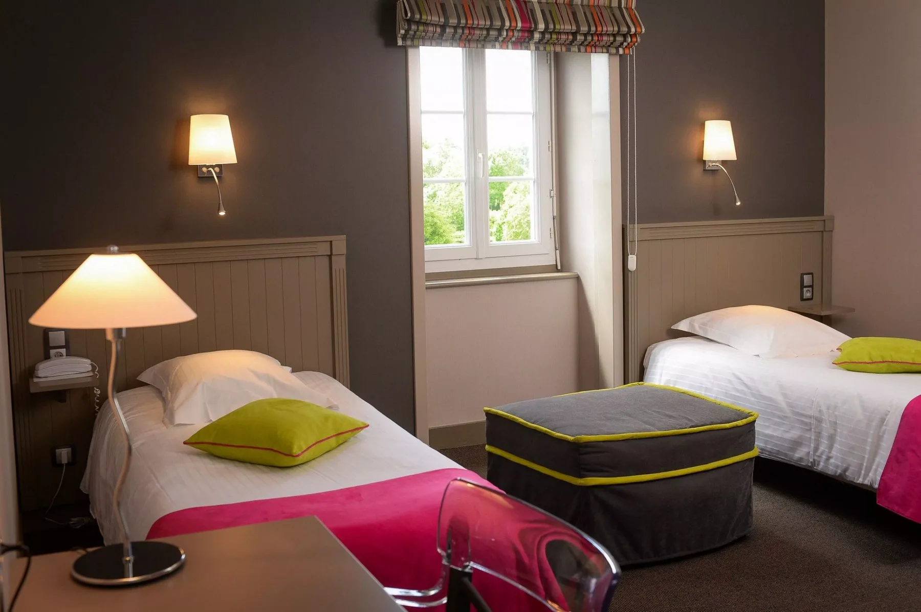 Twin room facing the garden