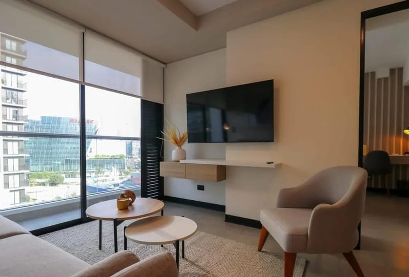 Amazing 2BR with Balcony in San Isidro