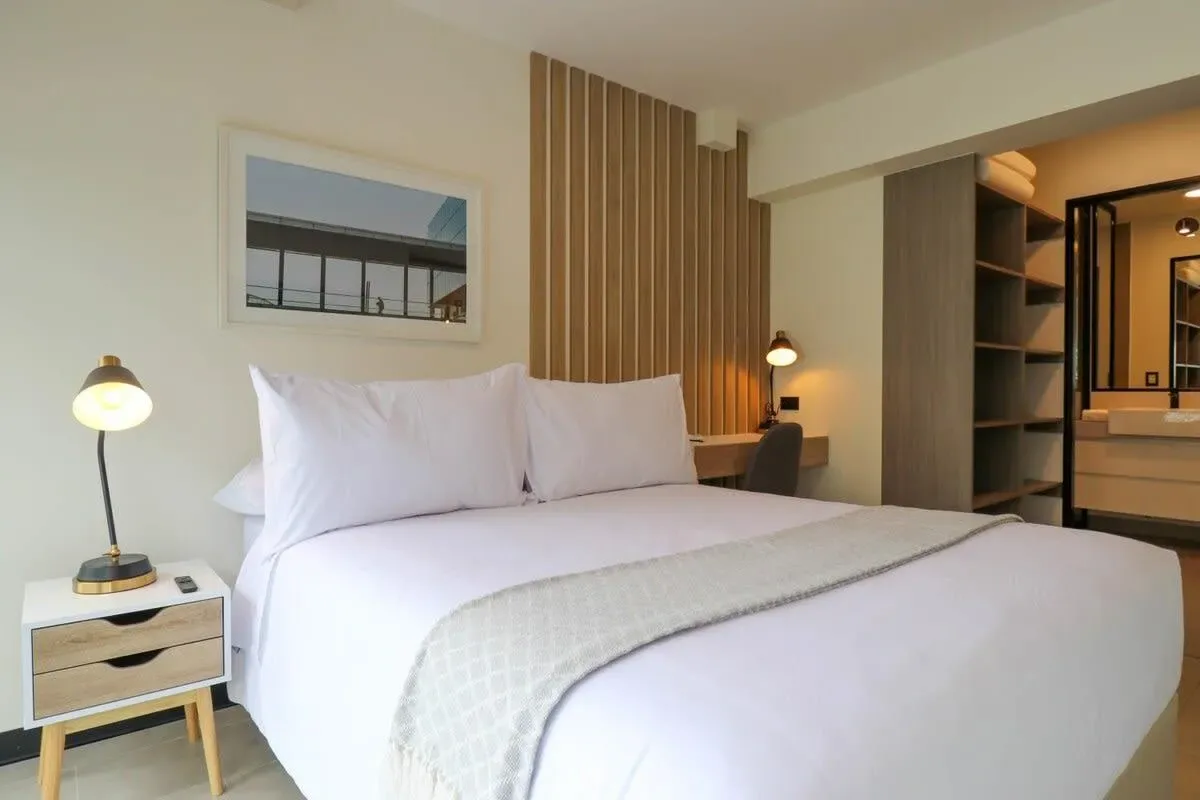 Amazing 2BR with Balcony in San Isidro
