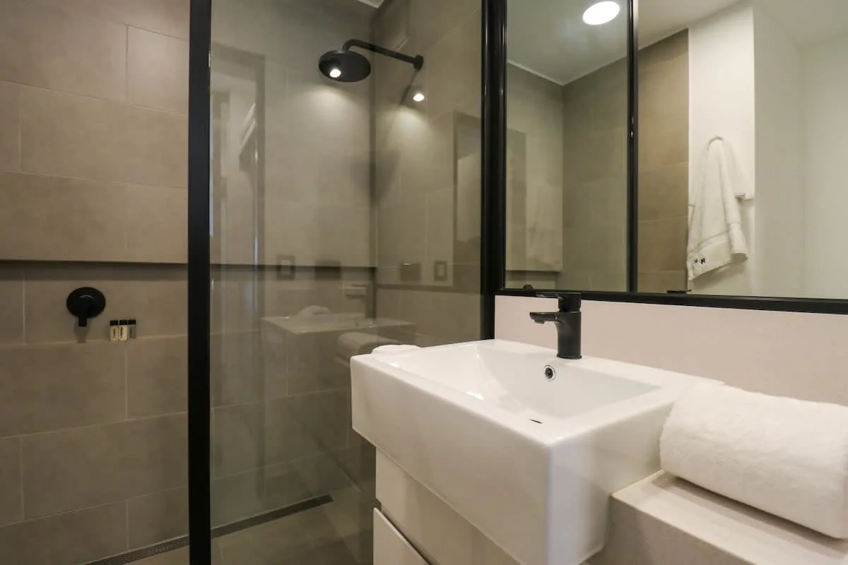 Amazing 2BR with Balcony in San Isidro