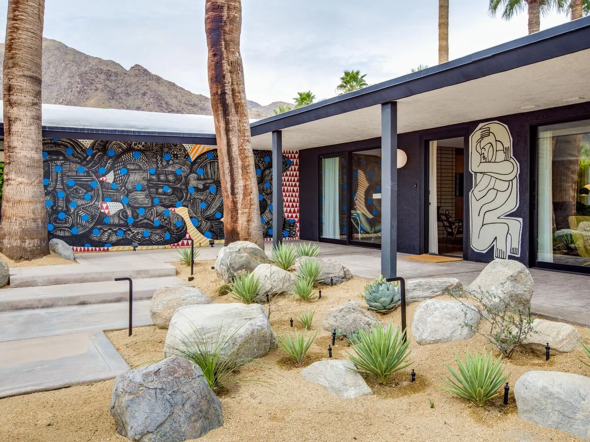 Mostero House