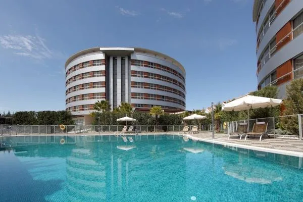 Outdoor pool and sun terrace