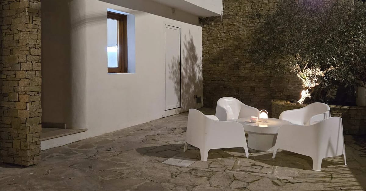 Classy 1BR Apartment near the Coast in Cangas