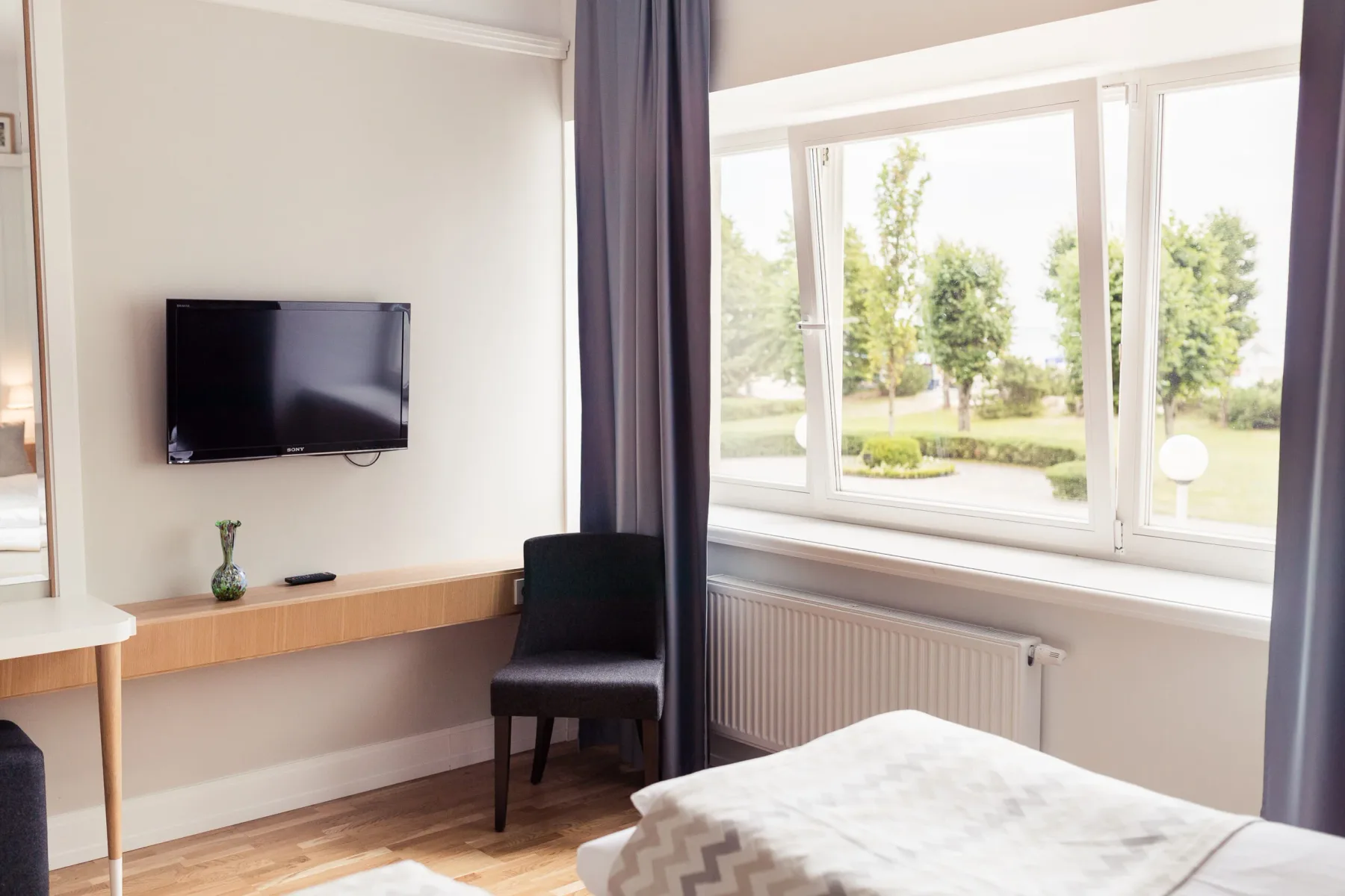 Twin room with sea view