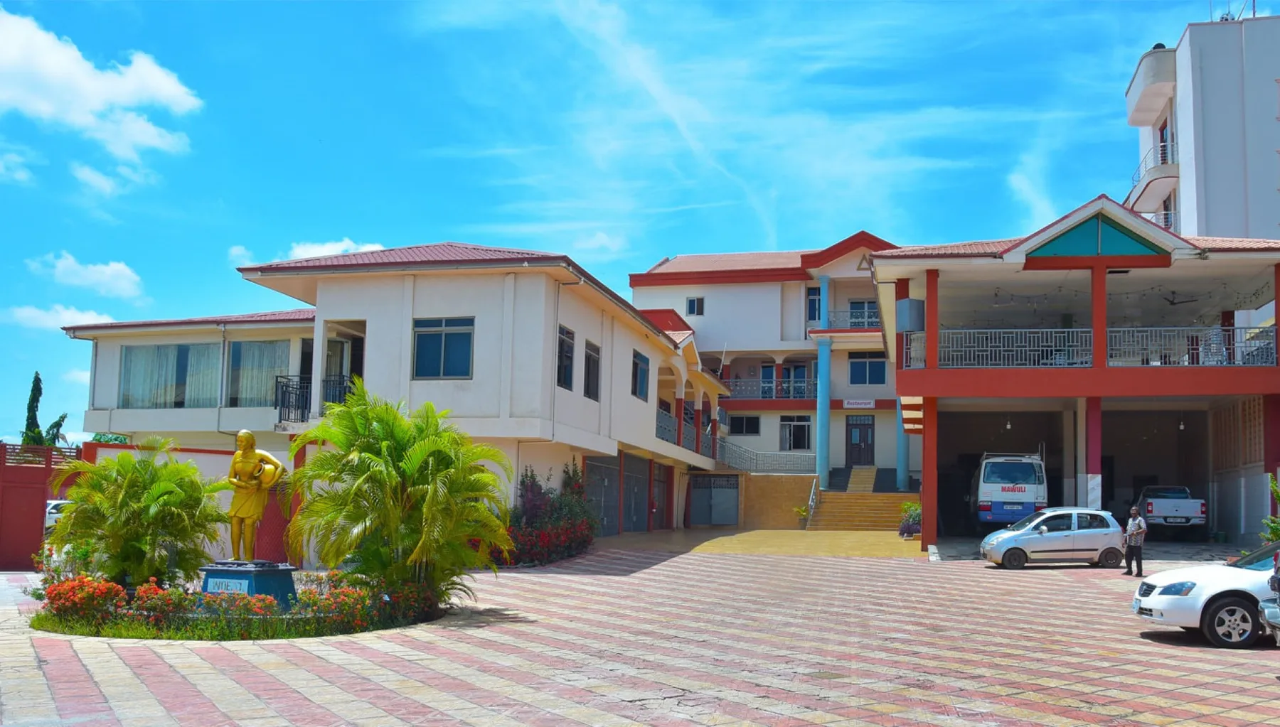 Exterior o jardines del Mawuli Hotel