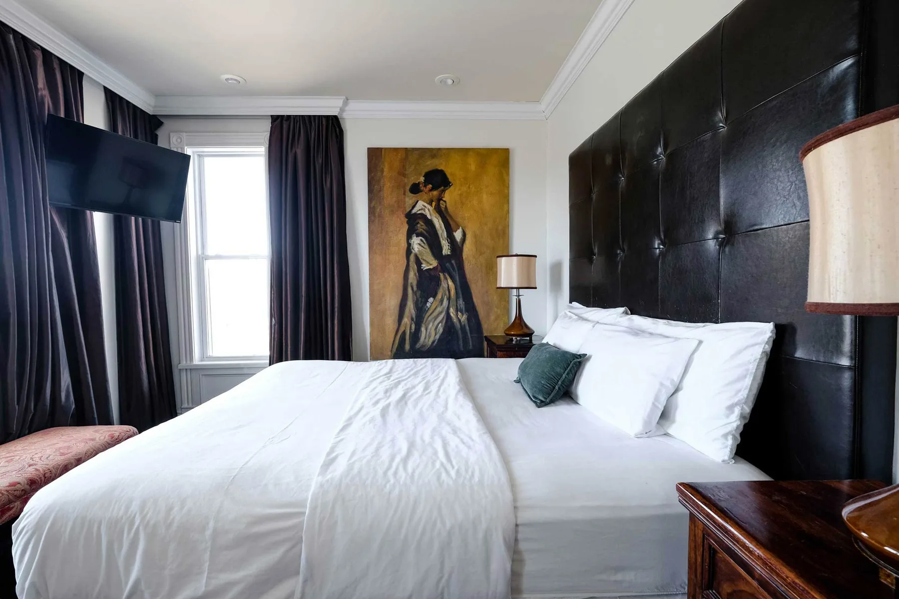 Room 8