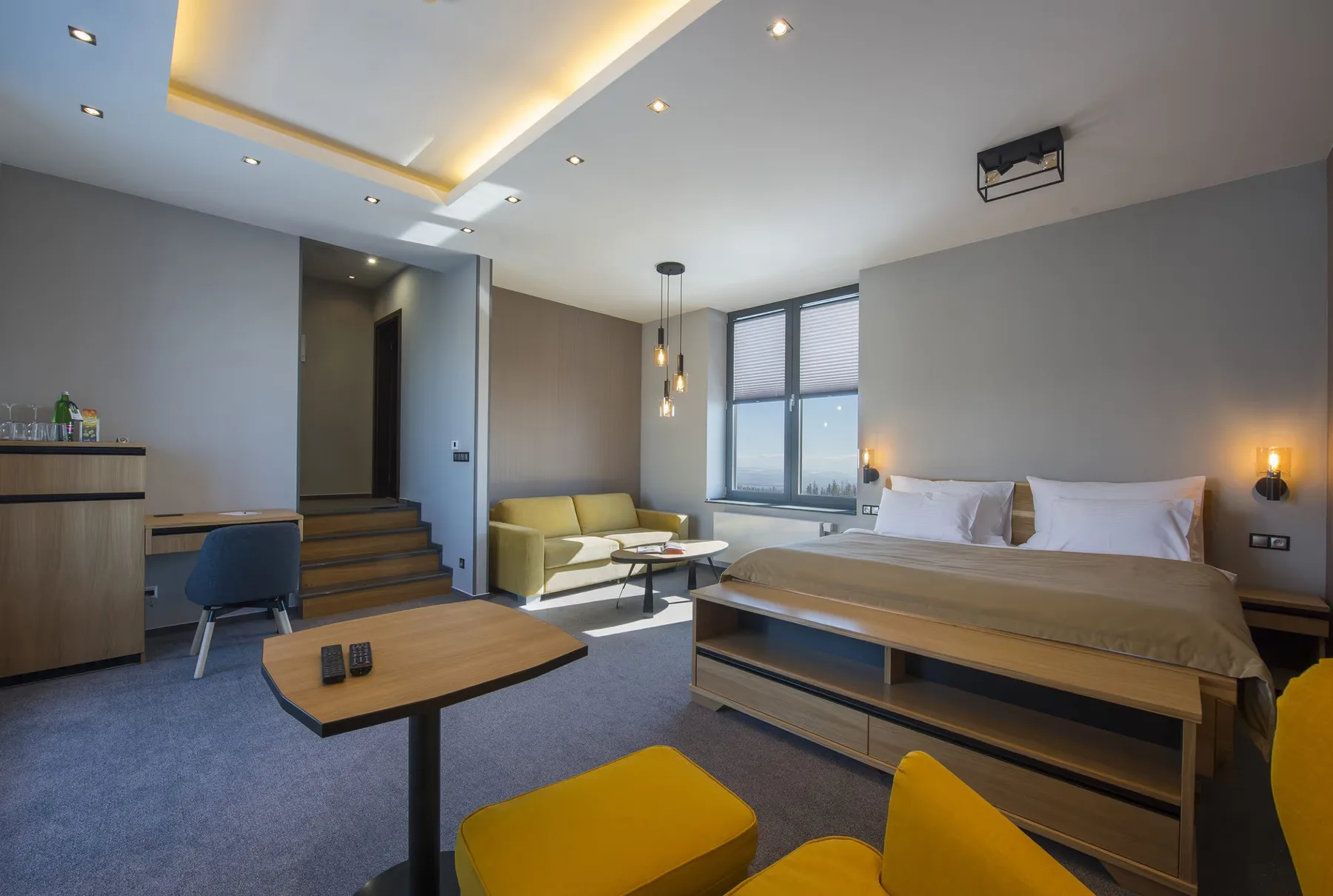 Panorama room