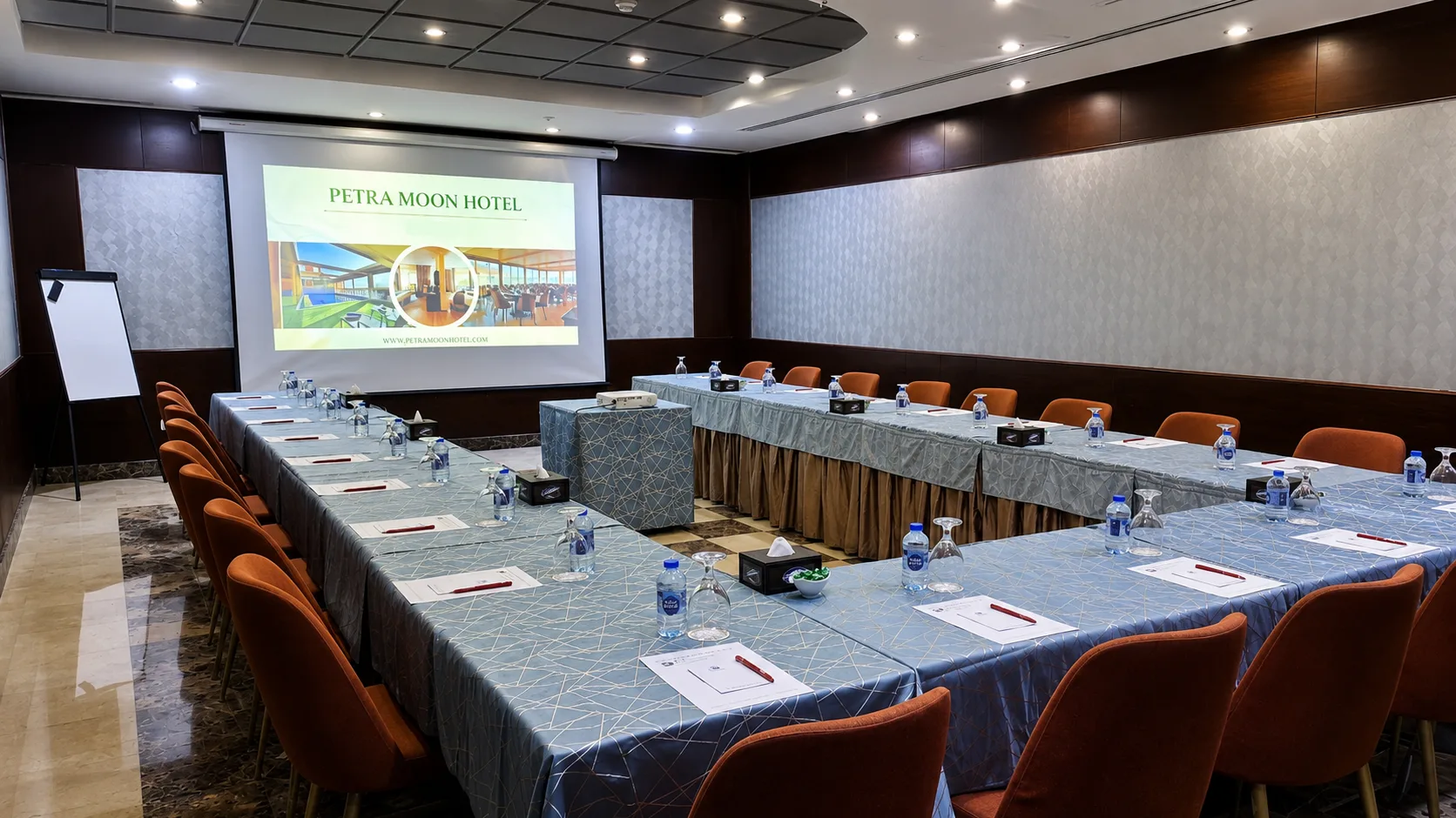 Moon Meeting Room in a U-shaped conference layout