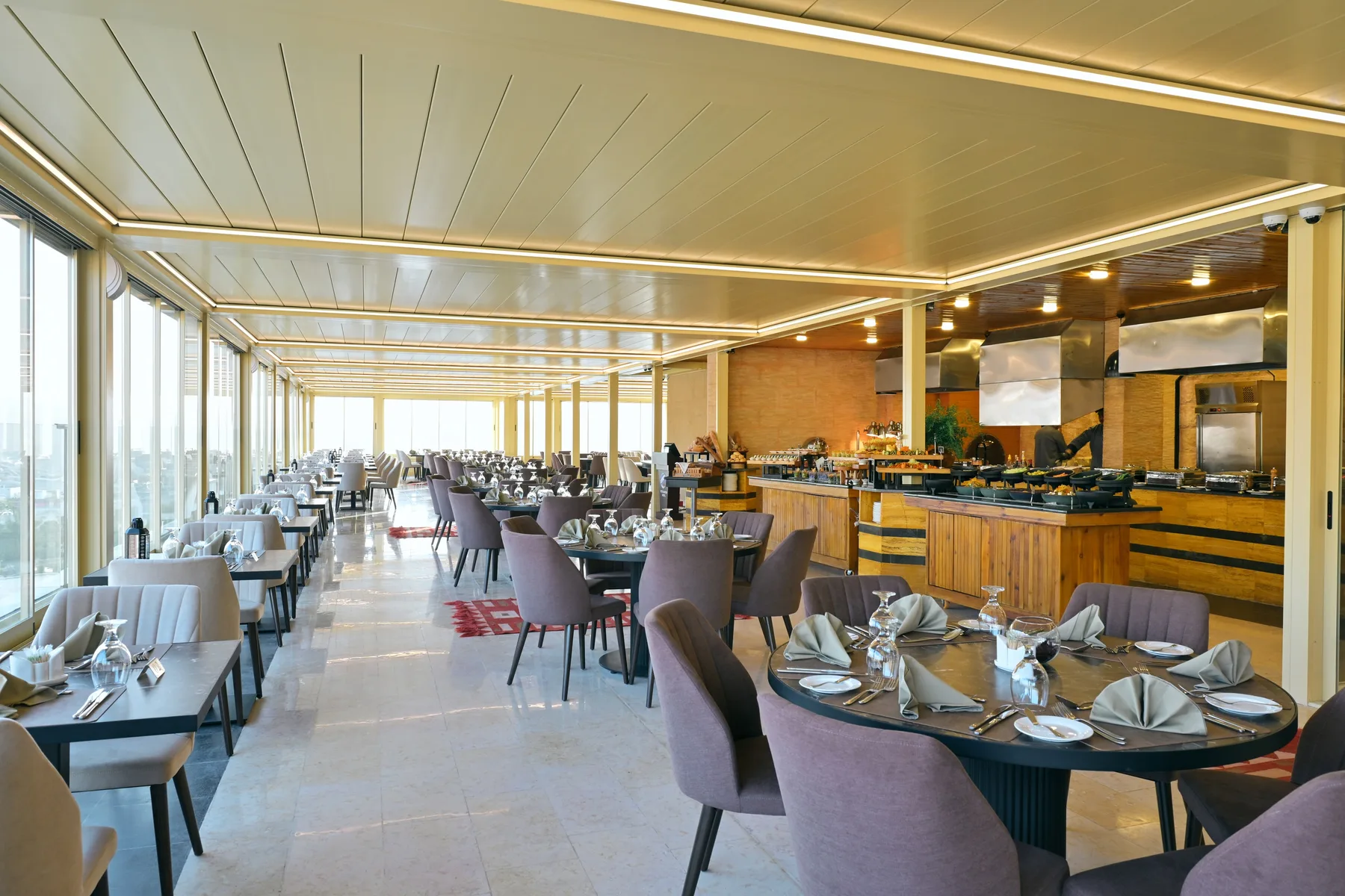Comedor del restaurante Petra Breeze