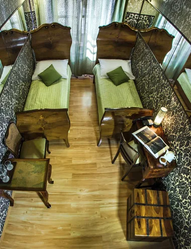 Castle Inn guest room
