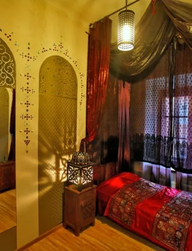 Castle Inn guest room
