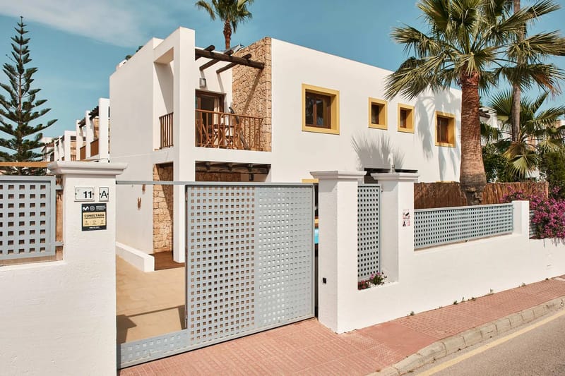 Stylish 3BR Villa with Pool & Terrace