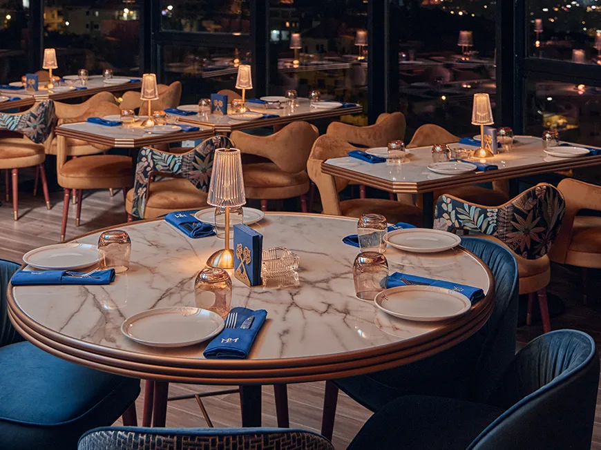 Hotel restaurant